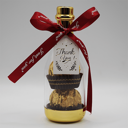 Ferrero im Champagnerfläschchen Ferrero im Champagnerfläschchen