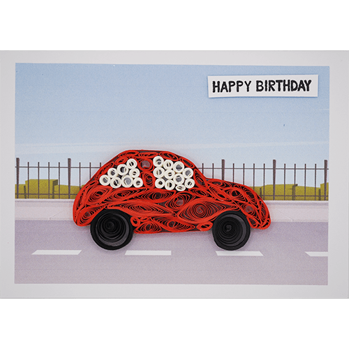 3D Auto auf der Strasse mit Happy Birthday