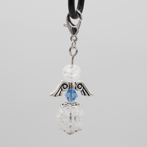 Schutzengel mit Bergkristall hellblau Schutzengel mit Bergkristall hellblau