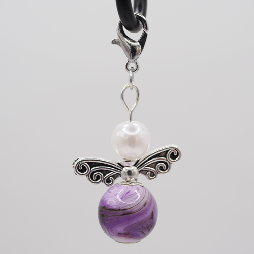Schutzengel mit Marmorperle pastell violett Schutzengel mit Marmorperle pastell violett