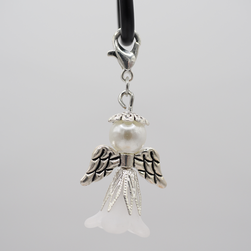 Schutzengel mit Rock spitz und hut Schutzengel mit Rock spitz und hut